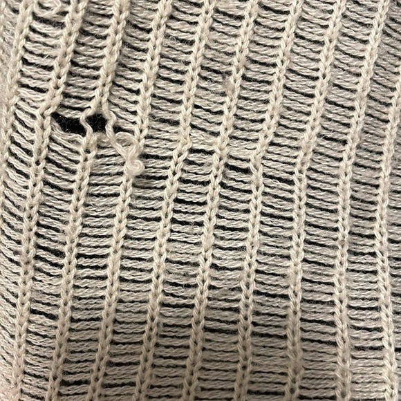 skull cardigan 💀 - Picture 4 of 6